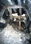 cavein.jpg (86640 bytes)